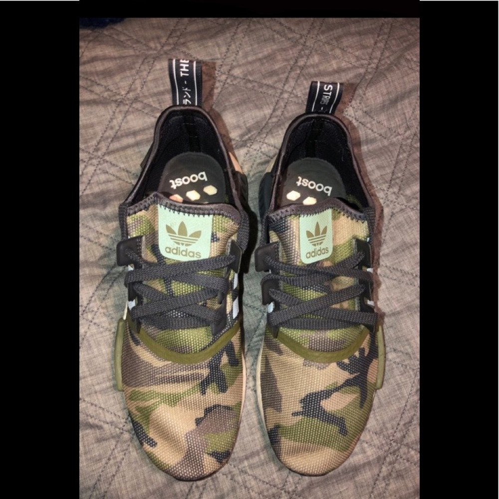 NMD_R1 “CAMO”